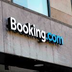 Dispare monopolul Booking!  Hotelierii vor putea afisa tarife mai mici pe alte platforme si turistii  pot obtine tarife mai mici pentru rezervarile direct la receptie