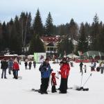 Prima ninsoare din acest an a dezlănțuit distracția la Poiana Brașov