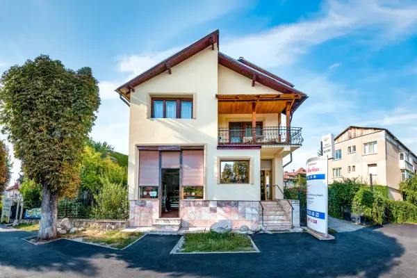 Ansamblul Pensiunea Marina