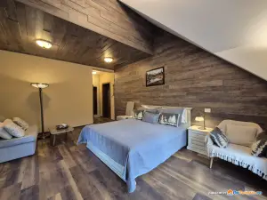 Suita cu Vedere la Munte - Camera Tripla - Poiana Golf Chalet