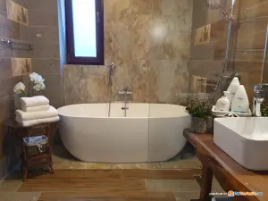 Suita cu Vedere la Munte - Camera Tripla - Poiana Golf Chalet