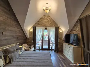 Suita cu Vedere la Munte - Camera Tripla - Poiana Golf Chalet