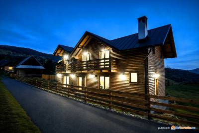 Hilltop Chalet Preluca