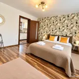 S-House - Imagine de ansamblu