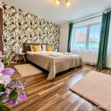 S-House - Imagine de ansamblu