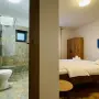 Riverside House - Imagine de ansamblu