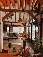 The Hut Studio Integral - Unitate integral - Inside The Village