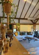 The Hut Studio Integral - Unitate integral - Inside The Village