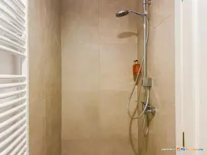 Cameră King cu Balcon - Camera Dubla - RunCa-n Rai