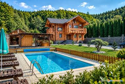 Wooden House Meziad