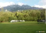 Loc pentru Rulota - Servicii - Popasul Alpinistului