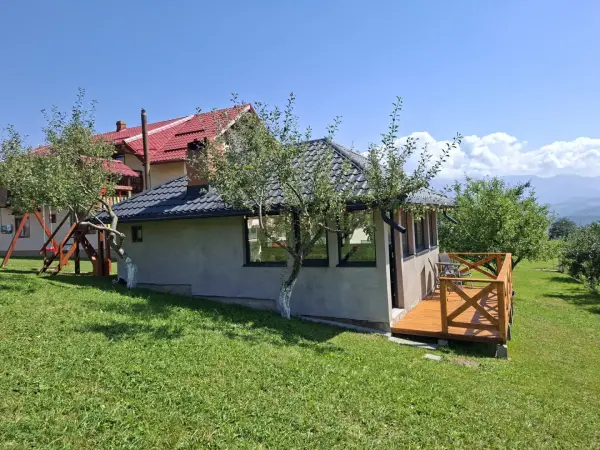 Felinarul Munților — Moieciu — servicii
