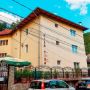 Vila Tisa - Baile Olanesti.
- Str. Forestierilor, Nr. 12
- Vila Tisa va ofera cazare in camere cu 2 locuri, cu balcon, baie proprie, tv color, cablu. De asemenea Vila Tisa va ofera masa in restaurantul Hotelului Tisa. Tratamentul balnear se face in baza de tratament a hotelului Tisa si cuprinde 3 proceduri inclusiv apa.