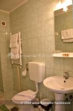 Camera Dubla Twin cu baie proprie - Pensiunea Olt