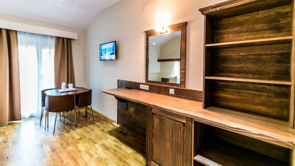 Hotel Boutique Marina — Pucioasa