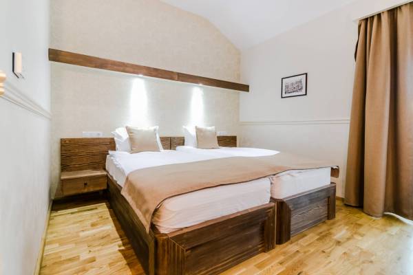 Hotel Boutique Marina — Pucioasa