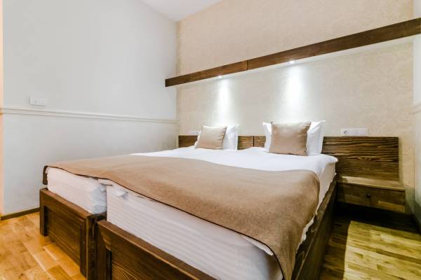 Hotel Boutique Marina — Pucioasa