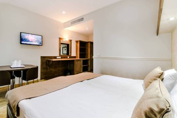 Hotel Boutique Marina — Pucioasa