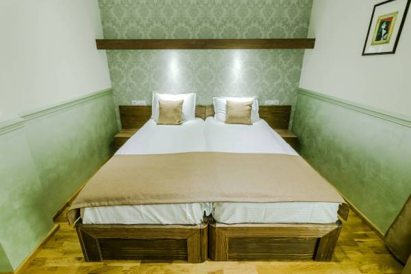 Hotel Boutique Marina — Pucioasa