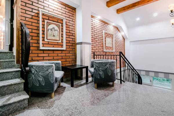 Hotel Boutique Marina — Pucioasa