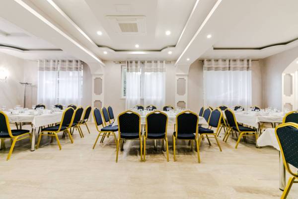 Hotel Boutique Marina — Pucioasa