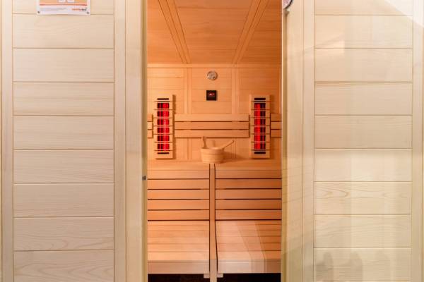 Hotel Boutique Marina — Pucioasa