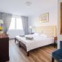 Hotel Eka - Sebes.
- Str. Mihail Kogalniceanu, Nr. 34
- Hotel Eka a fost creat din dorința de a oferi un loc pe care și noi înșine am dori să îl găsim: o cameră frumoasă, confortabilă, curată și servicii de înaltă calitate pentru cei ce caută cazare în zona Sebeșului. 

Ne situăm în inima Transilvaniei, la o scurtă distanță de Alba Iulia și Sibiu. S...