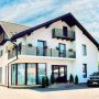 Camere de inchiriat Regal Guest House - Sighetu Marmatiei.
- Str. Muzeului, Nr. 40 A
- Regal Guest House vă întâmpină cu o unitate de cazare oferind 6 camere duble pentru un total de 12 persoane. Fiecare cameră este amenajată cu grijă pentru a asigura confortul dorit de oaspeți. 

Locația unității de cazare este la 100 m de Muzeul Satului Maramureșean și la 3,6 km de Memorialul V...