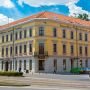 Hotel Iosefin Residence - Timisoara.
- Piața Alexandru Mocioni, Nr. 8
- ApartHotel “IOSEFIN RESIDENCE” se adreseaza :  
    * Oamenilor de afaceri care doresc altceva decit o camera la hotel ….DE CE ? Pentru ca  are la dispozitie un dormitor, un linving birou  ,internet,telefon,dotari bucatarie-bar,etc.
   * Famililor care isi  doresc  petrecerea unui weekend in Ti...
